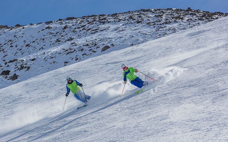 Staatlich geprüfte Snowboard- und Skilehrer